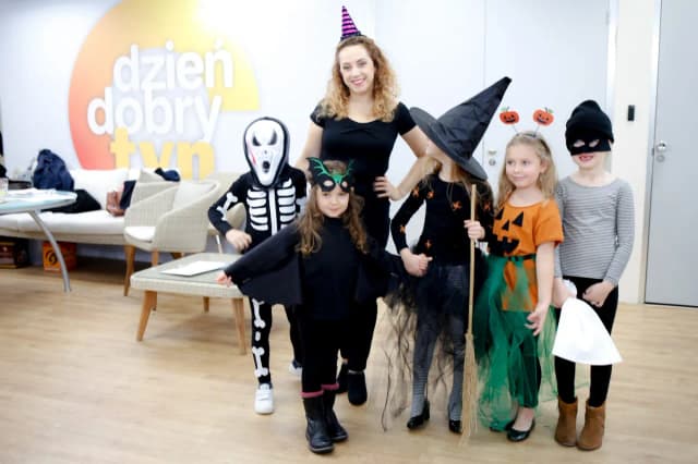 Jak samodzielnie zrobić strój na Halloween dla dzieci z łatwych materiałów Jak samodzielnie zrobić strój na Halloween dla dzieci z łatwych materiałów