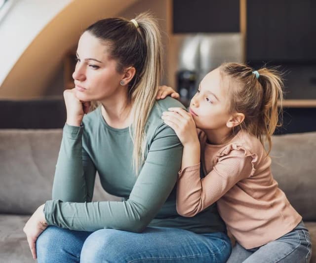Co powinno niepokoić w rozwoju dziecka? Objawy, które alarmują rodziców Co powinno niepokoić w rozwoju dziecka? Objawy, które alarmują rodziców
