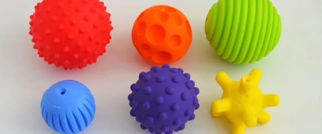 Zaburzenia sensoryczne przyczyny: co może je wywoływać i jak je zrozumieć Zaburzenia sensoryczne przyczyny: co może je wywoływać i jak je zrozumieć