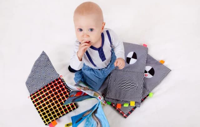 Przytulanka sensoryczna od kiedy? Odkryj najlepszy czas na wprowadzenie Przytulanka sensoryczna od kiedy? Odkryj najlepszy czas na wprowadzenie